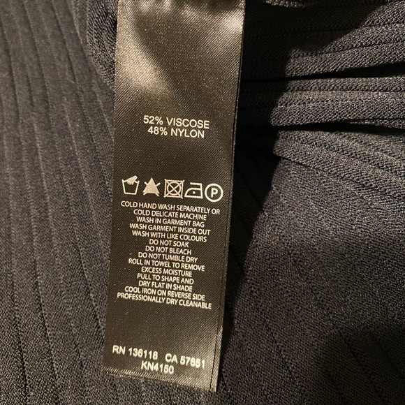 FOREVER NEW DRESS - Picture 10 of 11